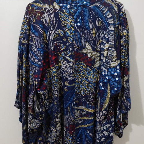 Zara kimono blue multicolor like new with long sleeve size S