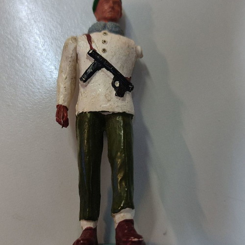 Commando soldier with white uniform used missing one arm