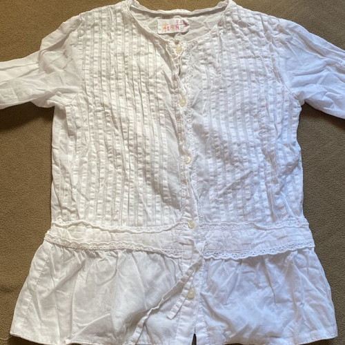 Girls Button Up Long Sleeve Shirt like new, size 140 cm, white