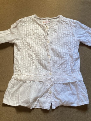 Girls Button Up Long Sleeve Shirt like new, size 140 cm, white
