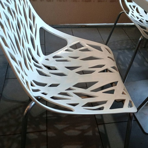 Chairs with metal frame like new