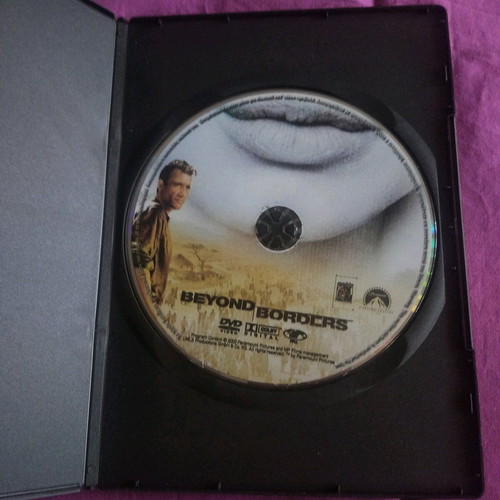 Beyond Borders DVD movie like new with subtitles