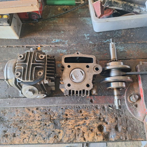 C50 - GLX50 cylinder head used with genuine 39mm piston
