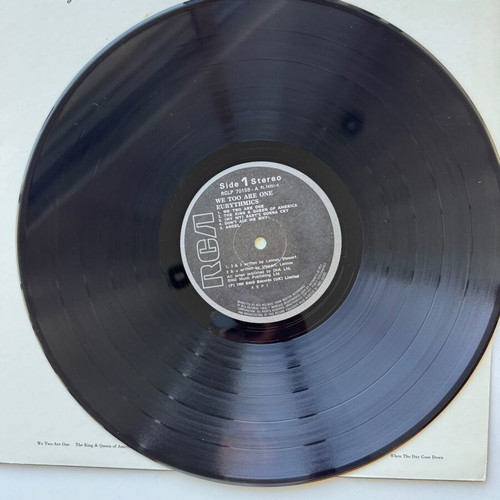 Eurythmics We Too Are One LP like new, pop