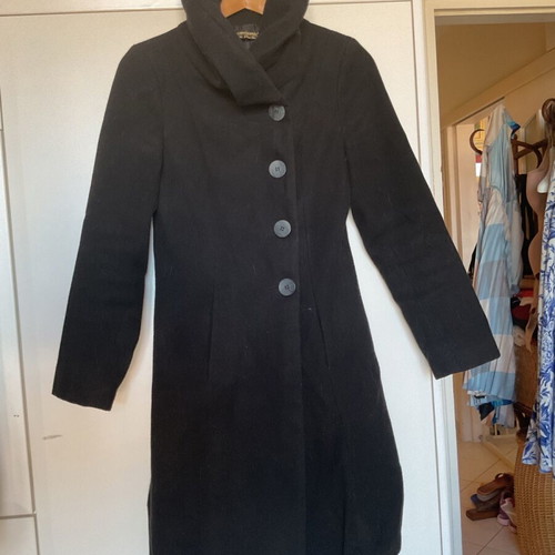 Rinascimento coat like new, very warm and elegant