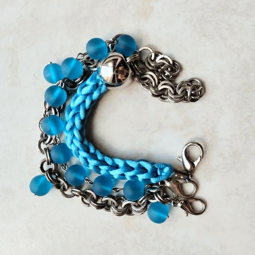 Bracelets set of 3 statement royal blue and silver, like new