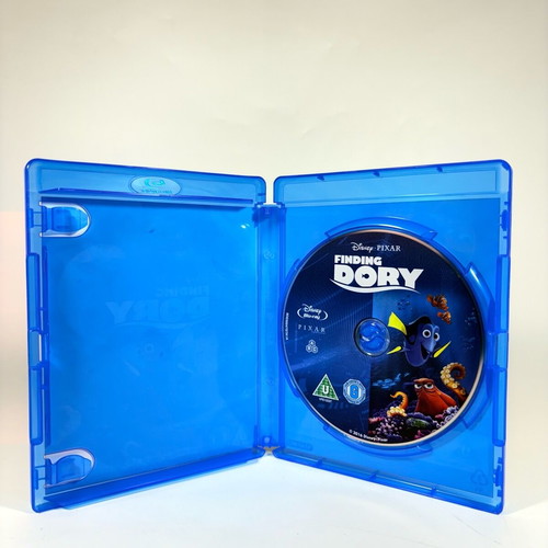 Finding Dory Disney Pixar Blu-ray movie like new with English subtitles