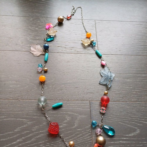 Necklace used with various metal elements
