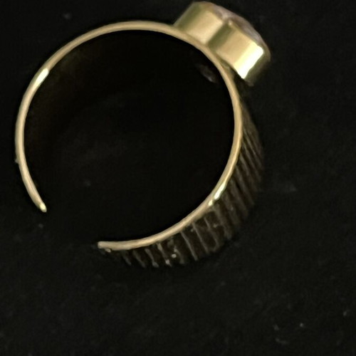 Ring new gold-tone stainless steel with heart zirconia