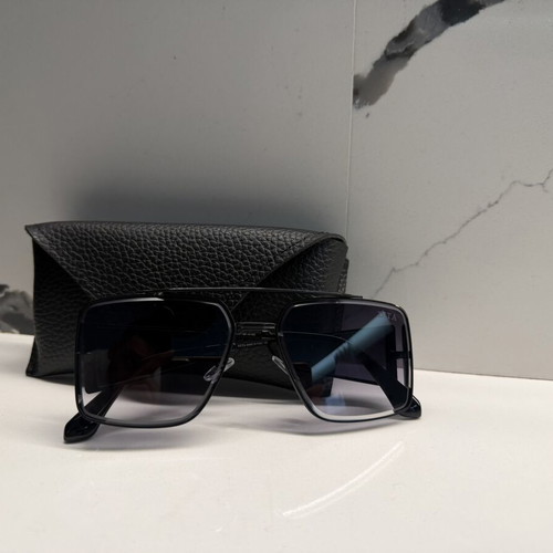 Dita sunglasses like new, black