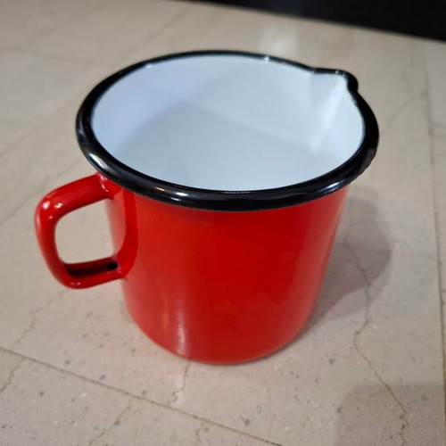 Vintage enamel measuring cup used, 600ml mastrapas