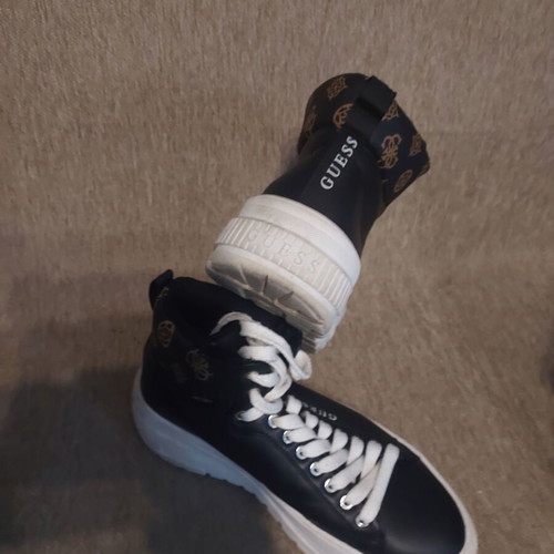 Guess ankle boots size 39 used, black and white