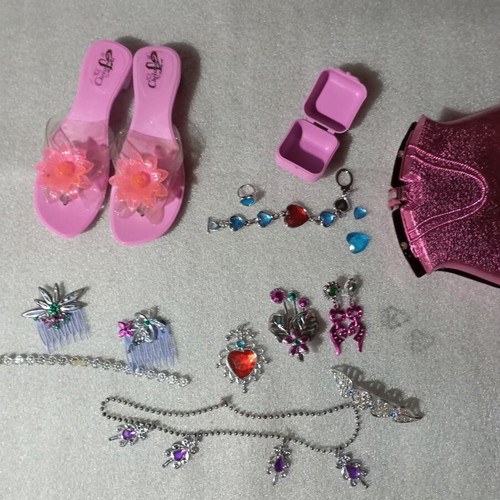Princess beauty playset like new with shoes and accessories