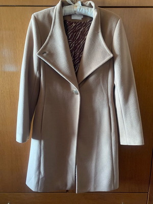 Emporio Grama camel coat new with impressive lining and belt