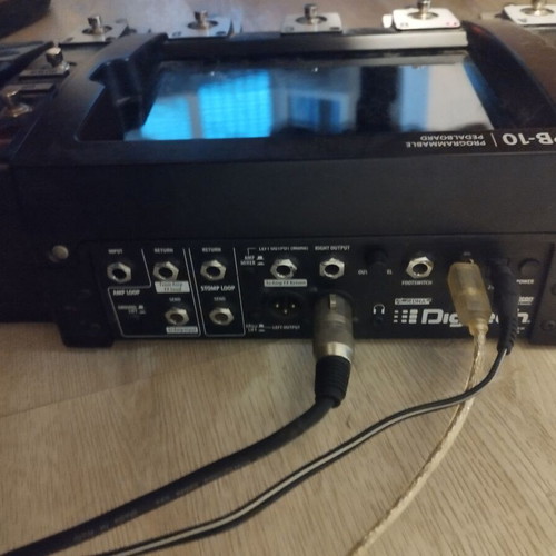 Digitech iPB-10 programmable pedalboard like new