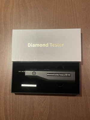 Diamond Combo Tester II portable tester for diamonds and moissanite