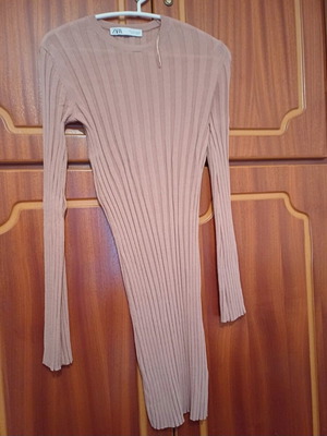 Zara beige dress new, elastic size M