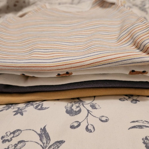 Baby bodysuits used long sleeve 3-6 months pack of 5