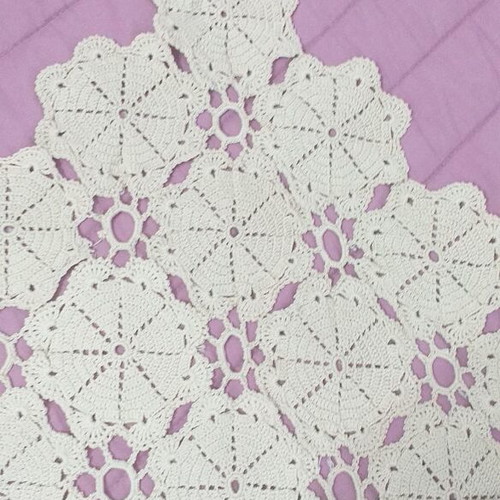 Handmade crocheted table linen used, beige 65×76 cm