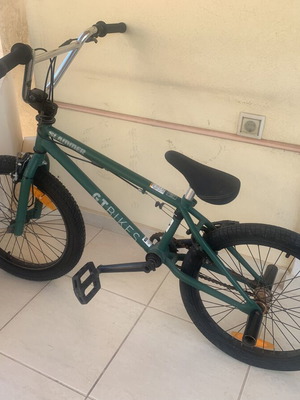 BMX bike like new with front and rear suspension, 20 inch wheels