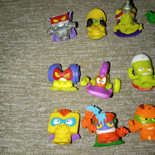 SuperZings / SuperThings collection of 33 mini figures
