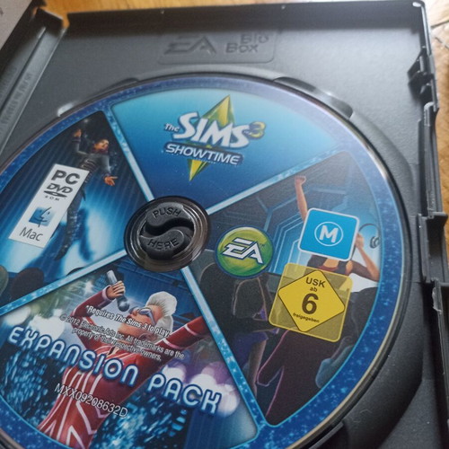 The Sims 4 PC game collection, 7 DVDs