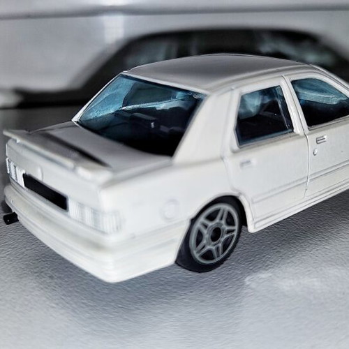 Burago Ford Sierra 1:43 like new