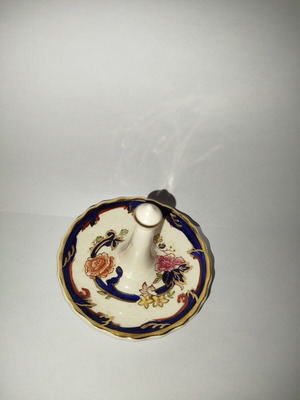 Vintage porcelain ring holder Mandalay England like new