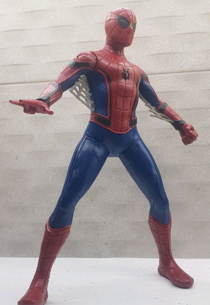 Πολύ μεγάλη φιγούρα spaiderman