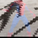 Πολύ μεγάλη φιγούρα spaiderman
