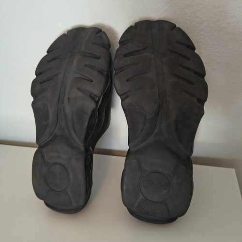 Buffalo pool slippers like new, size 38-39, black