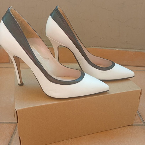 Lavirazione Artiziana two-tone women's pumps used, black and white, size 37