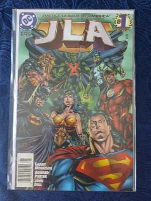 JLA #1 comic used, Grant Morrison