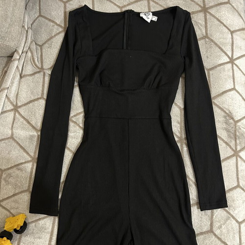 Princess Polly black body suit, size XS-M