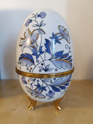 Decorative Egg like new