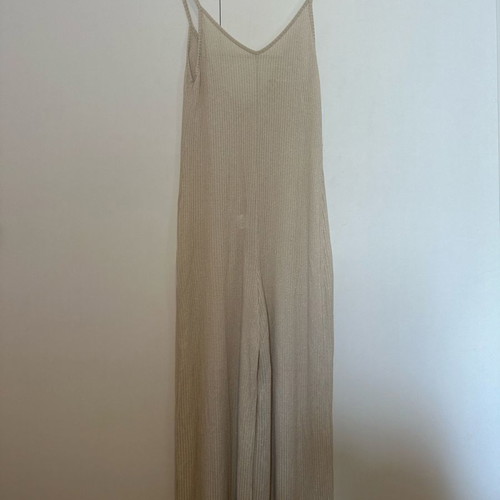 Kivos jumpsuit new, beige gold, size medium