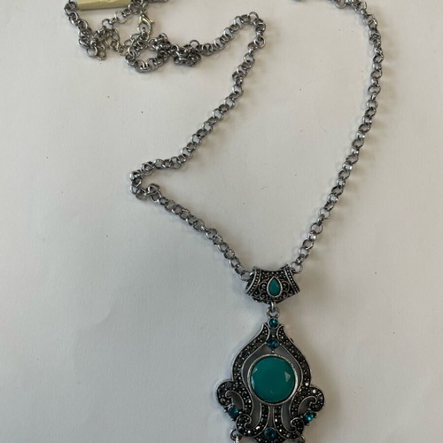Statement long necklace with turquoise stones new