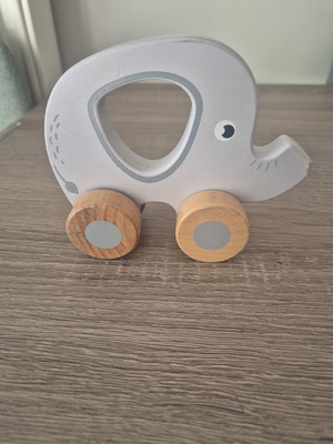 Wooden elephant with wheels used
