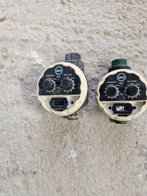 Rain Zero Pressure Tap Timer, battery-powered irrigation controller, 1 outlet