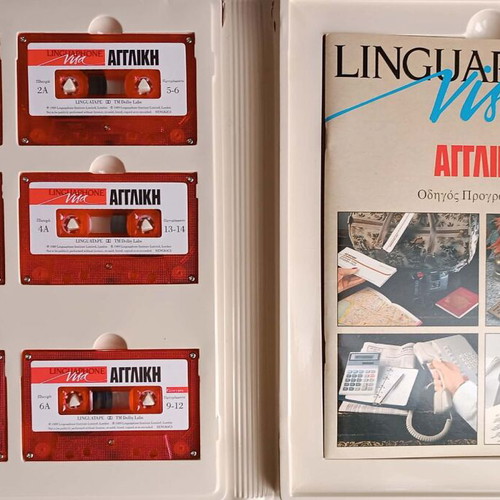 Linguaphone English learning method like new with 6 cassettes and 2 books