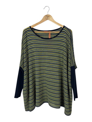 Max&Co women's sweater new, size M, striped design