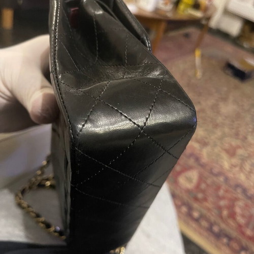 Chanel 11.12 shoulder bag like new, black and gold