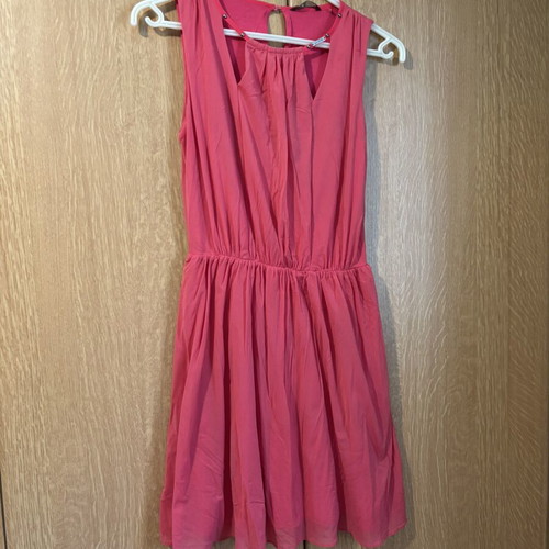 Guess dress size S used, pink