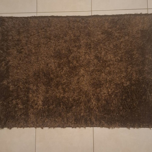 Shaggy rug like new, ideal for fireplace or small hallway