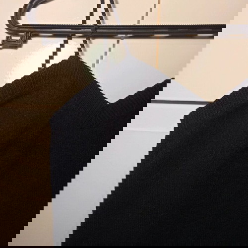 Μάλλινο τοπ Benetton σαν καινούργιο, φορεμένο ελάχιστα