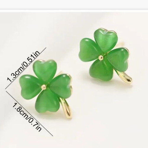 Clover earrings new, green with silver coating
