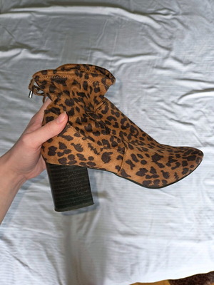 New Look sock boots with leopard print block heel size 39 used