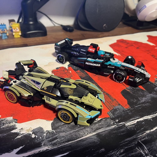 Lego Lamborghini and F1 Petronas cars like new with figures