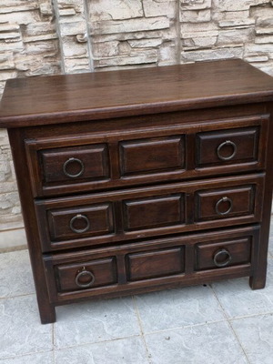 Rustic solid wood drawer chest like new with 3 large drawers