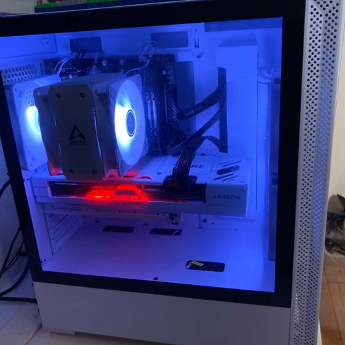 Gaming PC Ryzen 7 3700X RX 7700 XT 12GB 32GB RAM 1TB NVMe